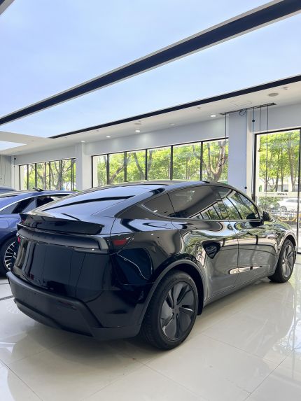 Install stickers MAX-Glossy & High-Transparency Finish 10MIL