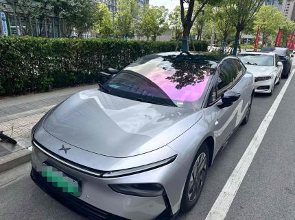 小鹏P7装贴铂金系列-全车玻璃膜
