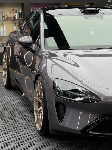 Install stickers  PRO-Glossy & High-Transparency Finish 8MIL